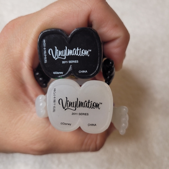 Vinylmation Disney 2011 series figures Disney parks graphics - Picture 6 of 6